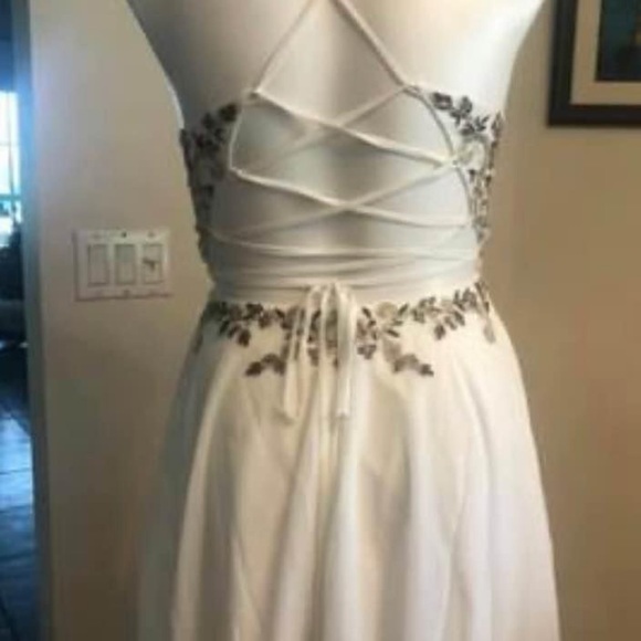 JVN by Jovani - Size 10 (w/ corset back can adjust up/down a size). Off-white - Picture 4 of 9